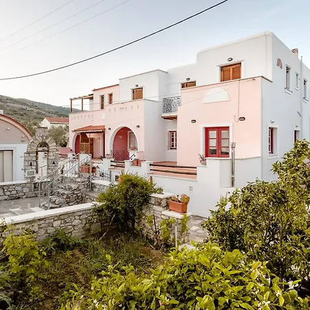 Διαμέρισμα Cozy & Peaceful In Chalki *