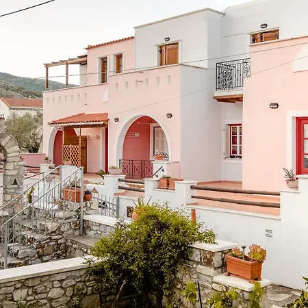 Cozy & Peaceful In Chalki Διαμέρισμα